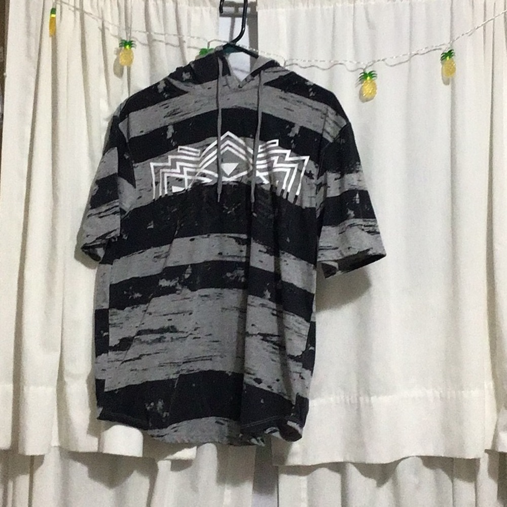 Hooded t shirt